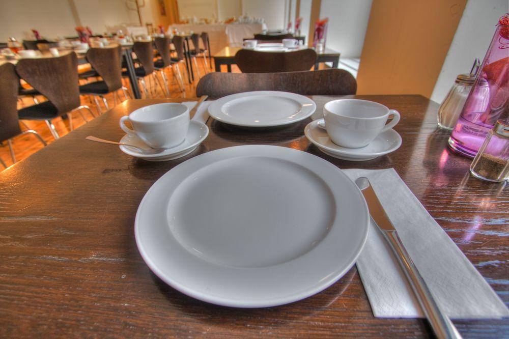 Johann Hotel 3*