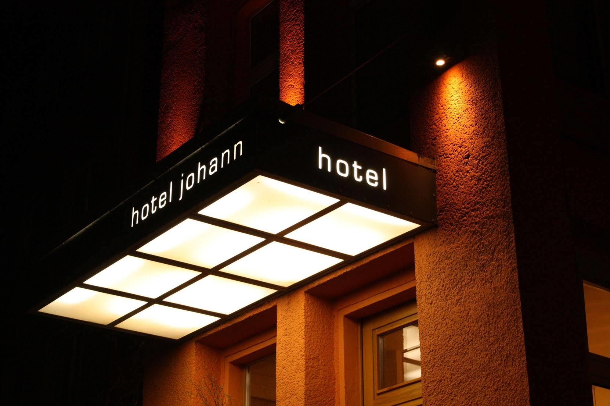 Johann 3*