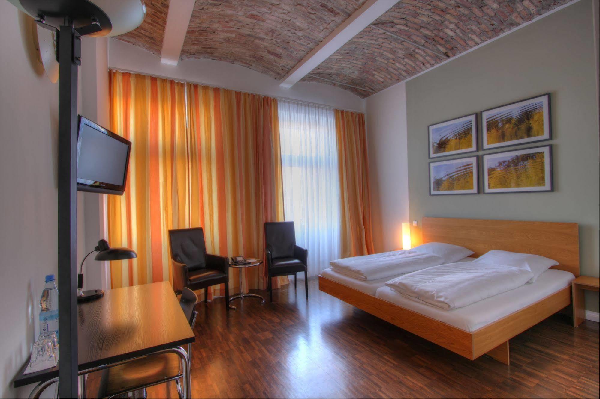 Johann Hotel Berlin